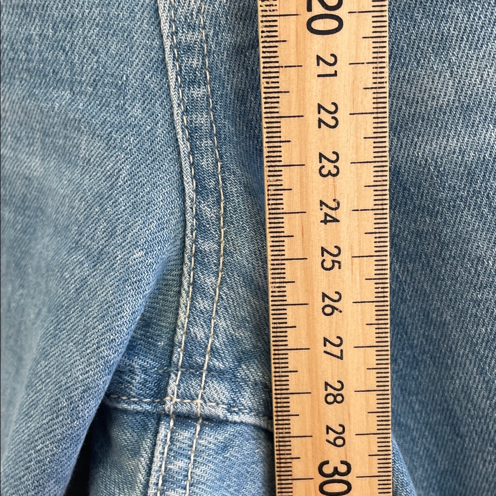 PAIGE - Nellie Wide Legged Denim Ankle Jeans - Light Blue - 29 - Picture 12 of 13